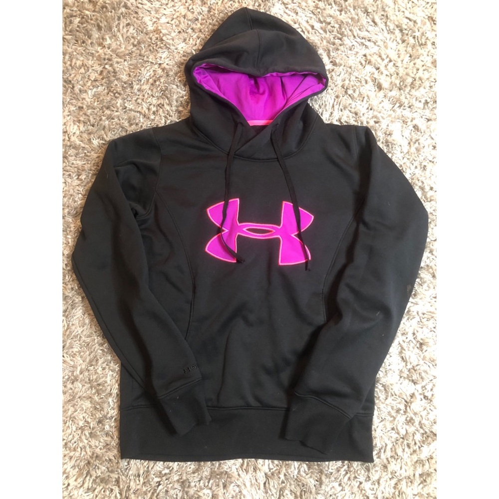 Under Armor sweatshirt
